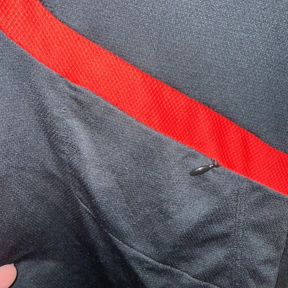 Nike Black and Red Long Sleeve Athletic Top Sphere Dry Medium